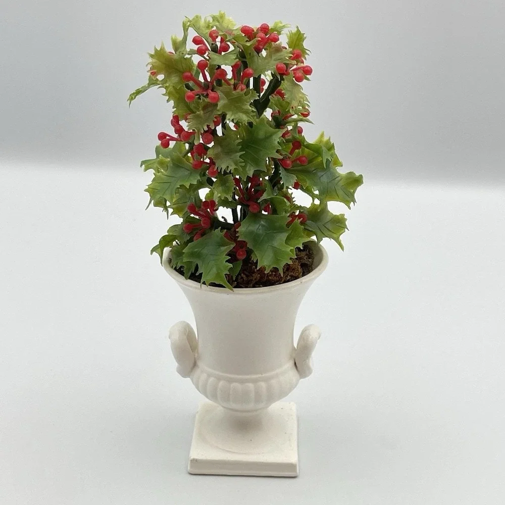 Vintage‎ National Potteries Japan White Urn Planter Faux Holly 1950s–1970s